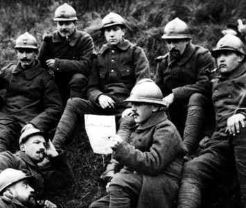 Casque Adrian tchécoslovaque.