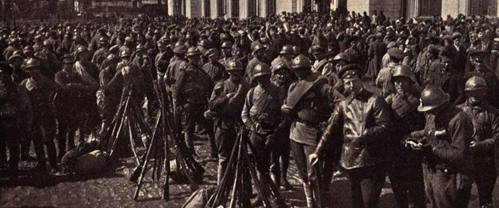 Casque Adrian tchécoslovaque.