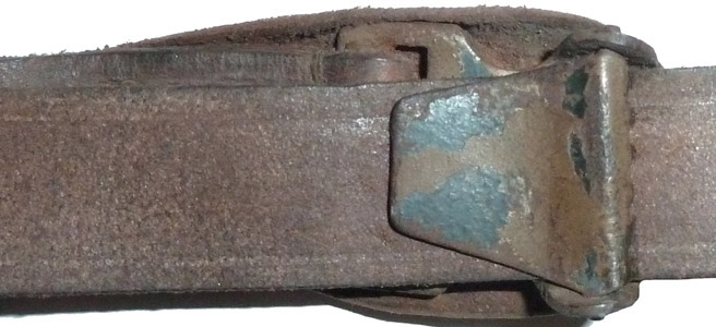 Boucle à clapet et griffe.