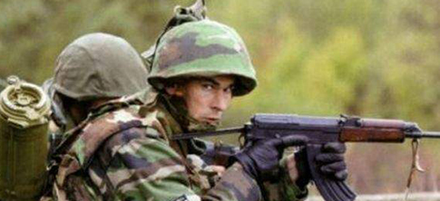 Couvre-casque Vz 97 Forrest. Couvre-casque Vz 97 Forrest.