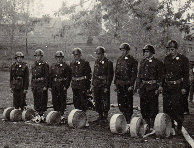 Réutilisation par le corps des pompiers. Réutilisation par le corps des pompiers.
