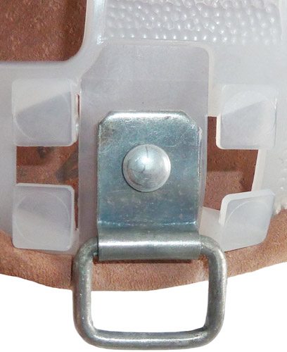 Passant de jugulaire.