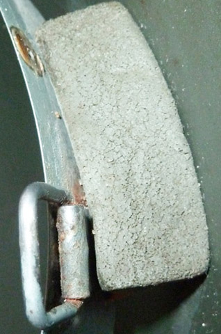 Amortisseur arrière.