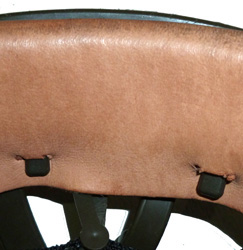 Détail fixation face. Détail fixation face.