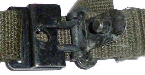 Syst&egrave;me de fixation secondaire - ferm&eacute; non s&eacute;curis&eacute;.