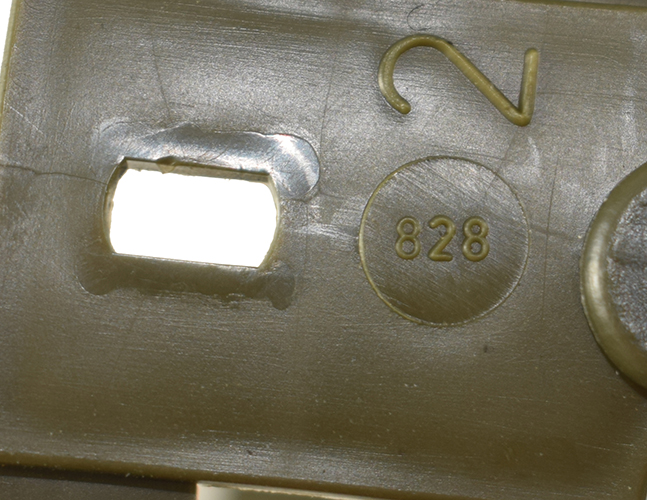 Marquage de nomenclature et taille. Marquage de nomenclature et taille.