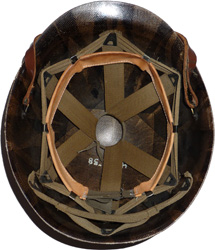 Sous-casque de parade M56. Sous-casque de parade M56.