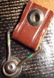 Boucle de fixation fixe.