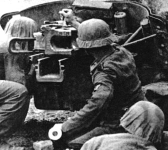 Couvre-casques de fabrication artisanale. Couvre-casques de fabrication artisanale.