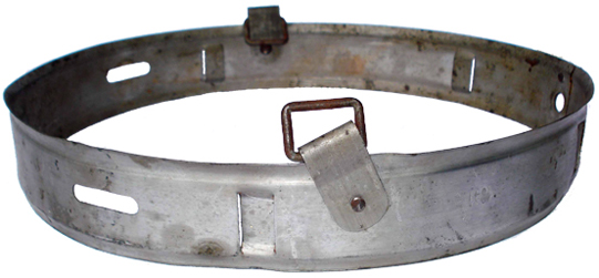 Cerclage en acier zingué. Cerclage en acier zingué.