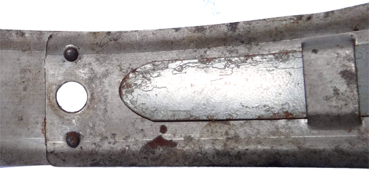 Cerclage en acier zingué, vue intérieure arrière. Cerclage en acier zingué, vue intérieure arrière.