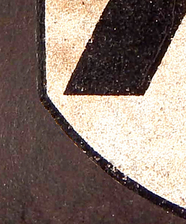 Inflexion anguleuse de la bordure. Inflexion anguleuse de la bordure.