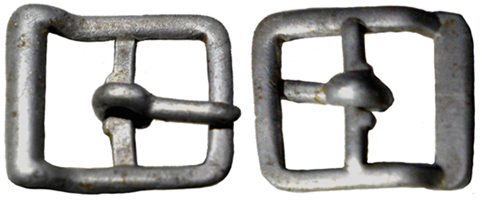 Boucle en acier poli. Boucle en acier poli.