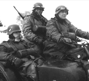 Lunettes de motocyclistes. Lunettes de motocyclistes.