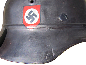 Cas similaire (l'insigne est une copie). Cas similaire (l'insigne est une copie).