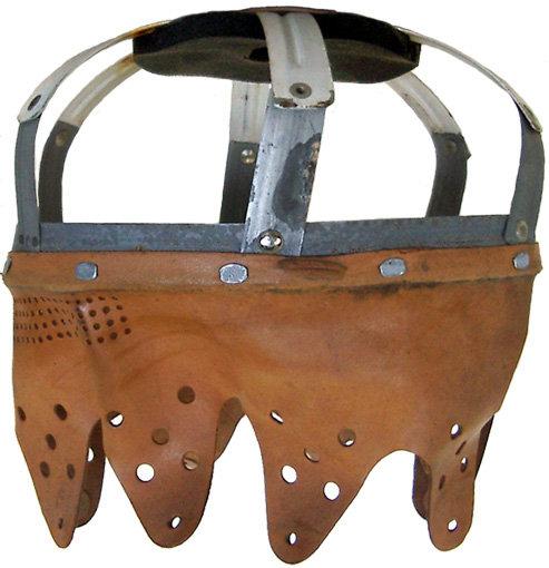 Armature avec le cuir déployé. Armature avec le cuir déployé.