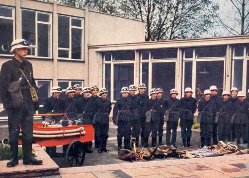 Luftschutz M38. Luftschutz M38.
