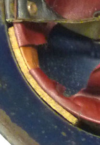 Positionnement de la plaque de liège. Positionnement de la plaque de liège.