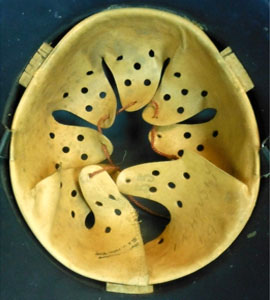 8 dents perforées. 8 dents perforées.