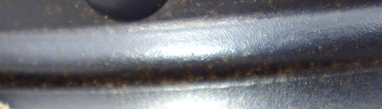 Vue rapprochée du tore montrant qu'il n'y a pas de jointure. Vue rapprochée du tore montrant qu'il n'y a pas de jointure.