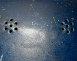 Events salière à sept trous. Events salière à sept trous.