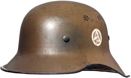 M38/43 utilisé par la Sturmabteilung. M38/43 utilisé par la Sturmabteilung.