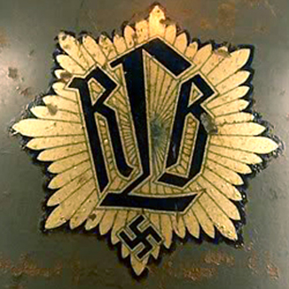 Insigne de la RLB jusqu'en 1938. Insigne de la RLB jusqu'en 1938.