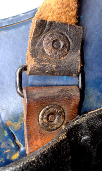 ...et gauche. ...et gauche.