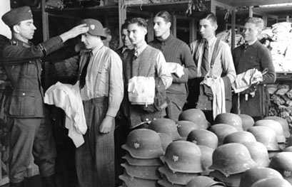 Stahlhelm 1935 M42. Stahlhelm 1935 M42.