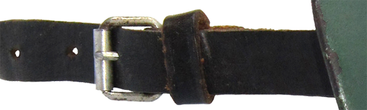 Jugulaire années 50. Jugulaire années 50.