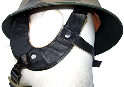 Jugulaire modifiée, côté gauche.