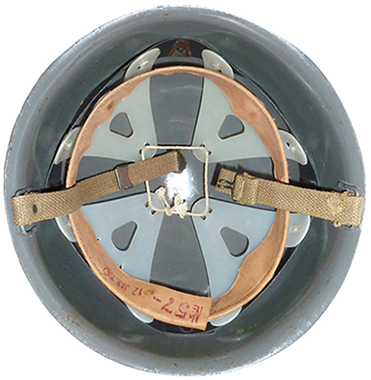 Jugulaire modèle 46/II, vue d'ensemble.