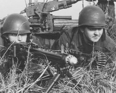 Casque modèle 48. Casque modèle 48.