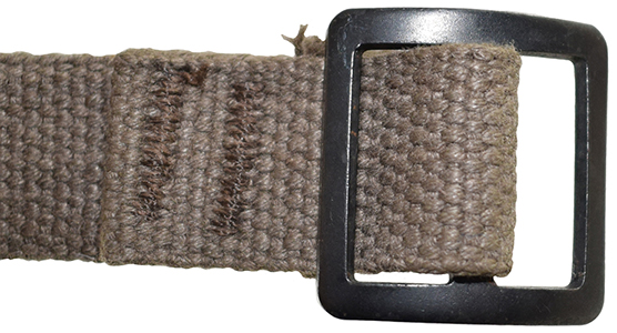 Boucle coulissante de fermeture. Boucle coulissante de fermeture.