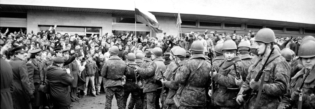Casque Ssh 40 en usage par les troupes sovi&eacute;tiques durant les &eacute;v&ecirc;nements de l'ind&eacute;pendance estonienne.