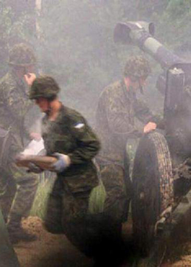Casque Ssh 40 en usage au sein de la jeune arm&eacute;e estonienne.