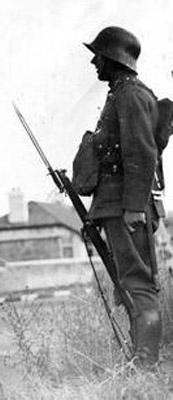 Casque irlandais modèle 27. Casque irlandais modèle 27.