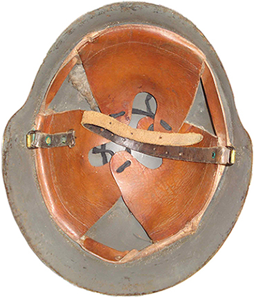 Coiffe exemplaire d'origine. Coiffe exemplaire d'origine.