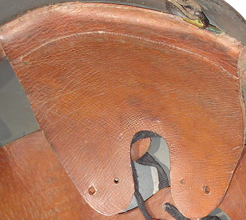 Patte de coiffe. Patte de coiffe.