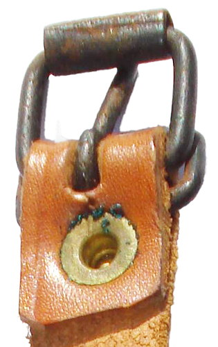 Boucle à ardillon de fermeture. Boucle à ardillon de fermeture.