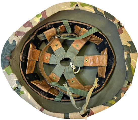 Détails maintien. Détails maintien.