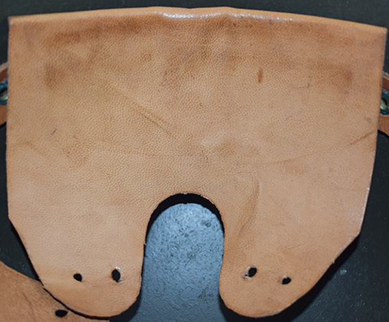 Envers patte de coiffe. Envers patte de coiffe.