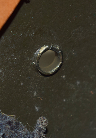 Œillet d'aération. Œillet d'aération.