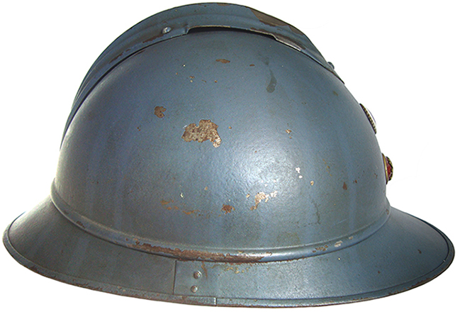 Vue côté droit. Vue côté droit.