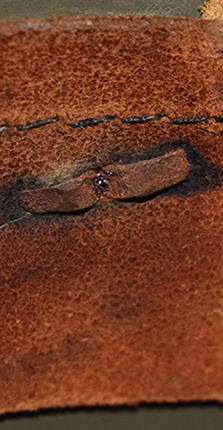 Rivet fendu. Rivet fendu.