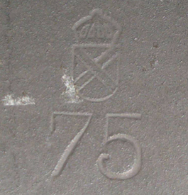 Blason försvarsdepartementet, taille 75. Blason försvarsdepartementet, taille 75.