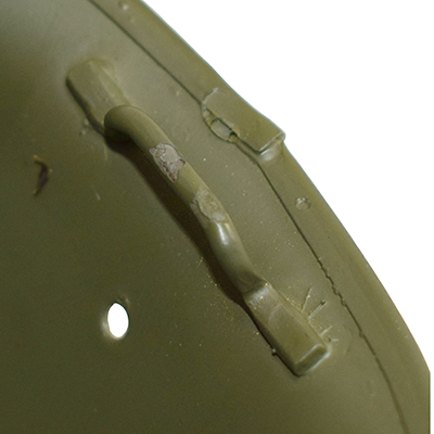 Passant arrière, vue de biais. Passant arrière, vue de biais.