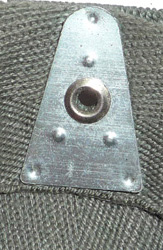 Plaque de maintien.