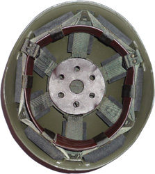 Coiffe en polyamide 1er type avec fond rond.