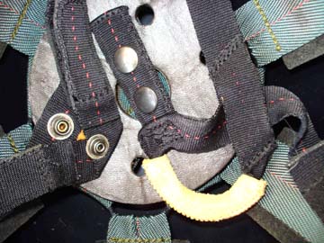 Fermeture et mentonnière.